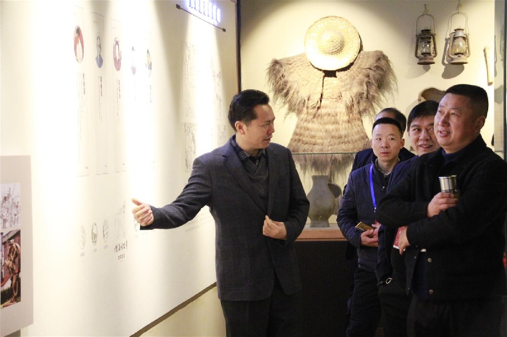 谷城餐飲協(xié)會(huì)&石花雙雄醉戰(zhàn)略合作研討會(huì)在石酒產(chǎn)業(yè)園圓滿(mǎn)舉行