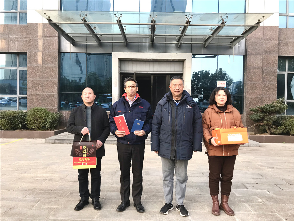 【雙雄醉贊助襄陽企業(yè)家暖心工程系列報道】企業(yè)家高少兵、艾德國、姚俊、嘉藤榮次等收到暖心生日祝福