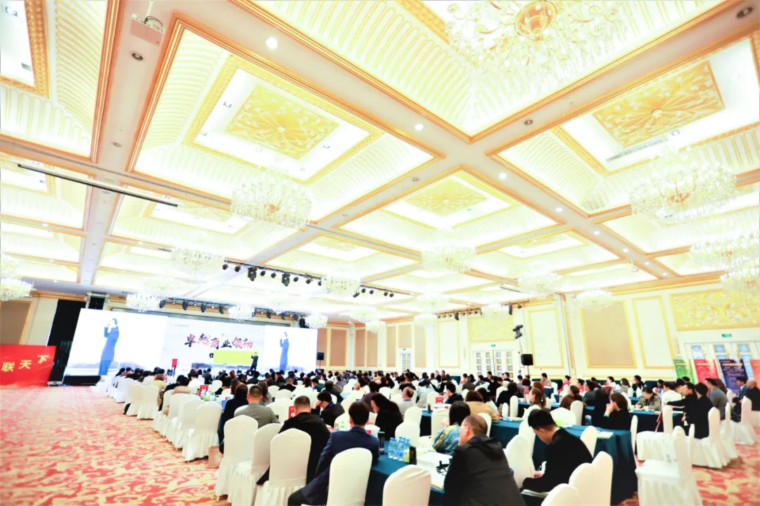 雙雄醉酒論英豪，在京商業(yè)領(lǐng)袖暢飲雙雄醉