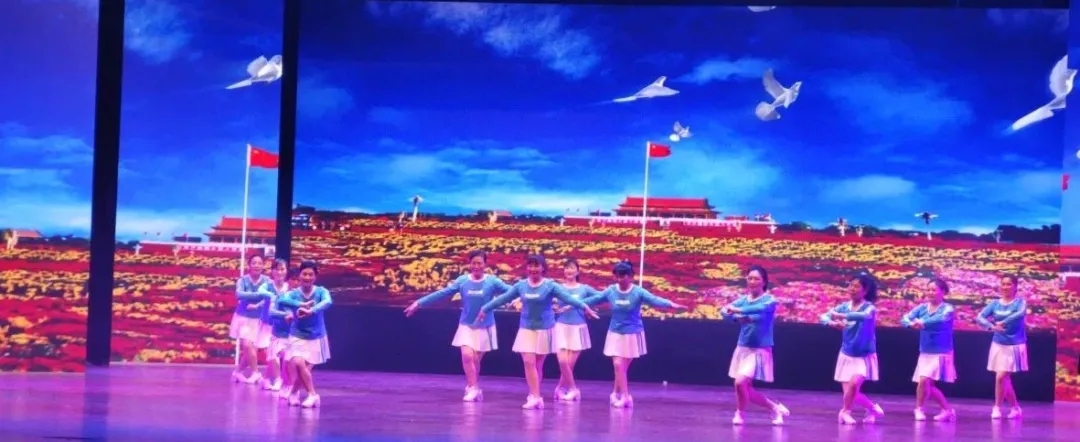 品雙雄醉酒，看廣場(chǎng)舞巔峰對(duì)決！雙雄醉助襄陽(yáng)全民健身活動(dòng)站上新高度！