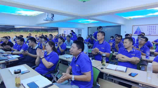 來(lái)，咱們來(lái)PK，雙雄醉八月月會(huì)挑戰(zhàn)新目標(biāo)